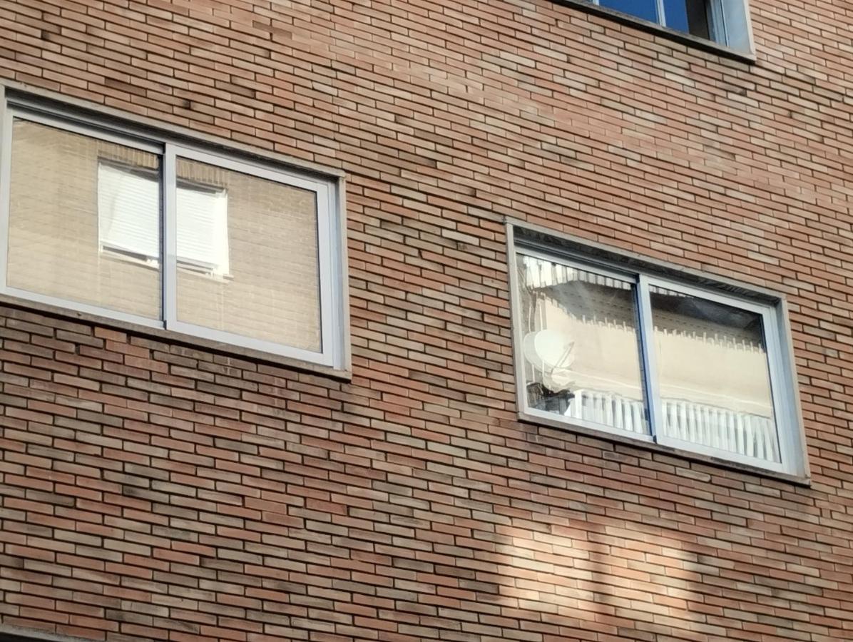 Centrico Piso Con Aparcamiento Gratuito Apartment Granada Bagian luar foto