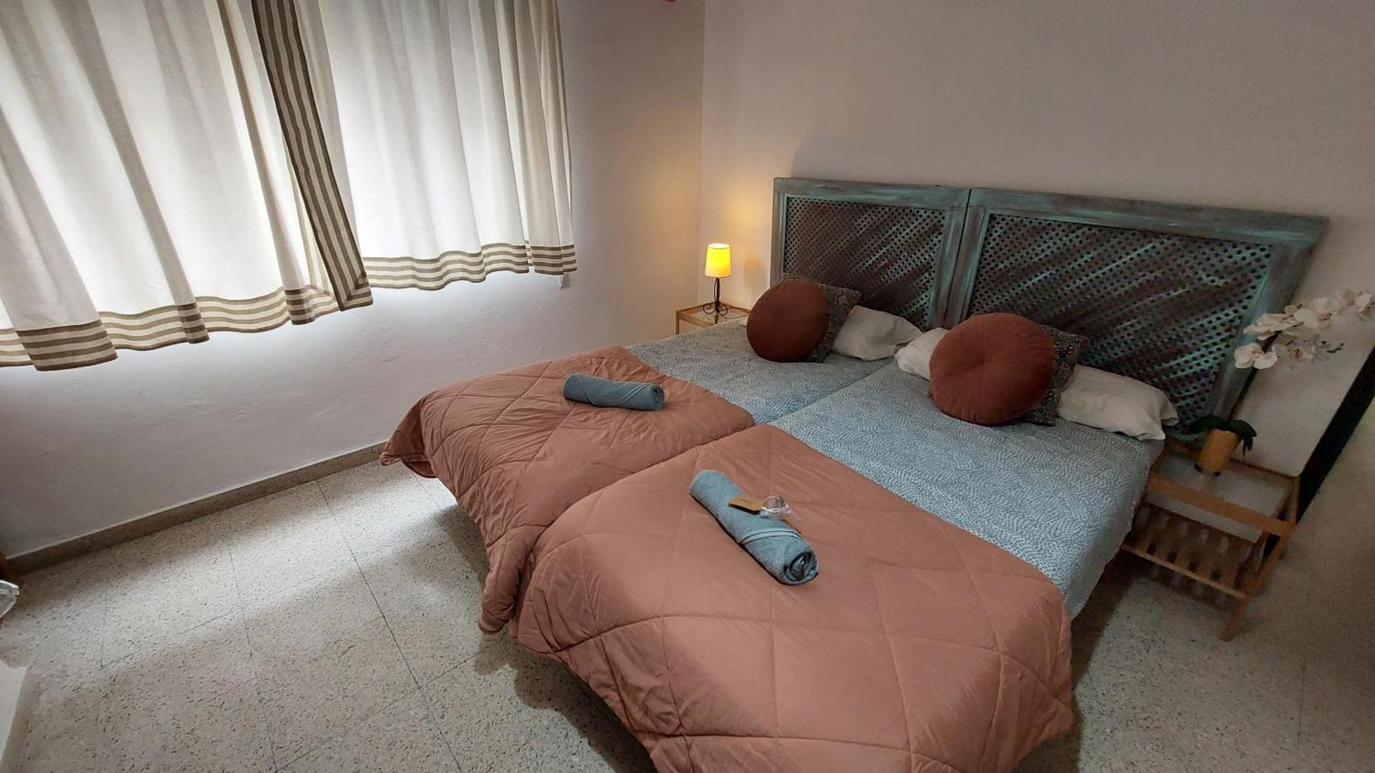 Centrico Piso Con Aparcamiento Gratuito Apartment Granada Bagian luar foto